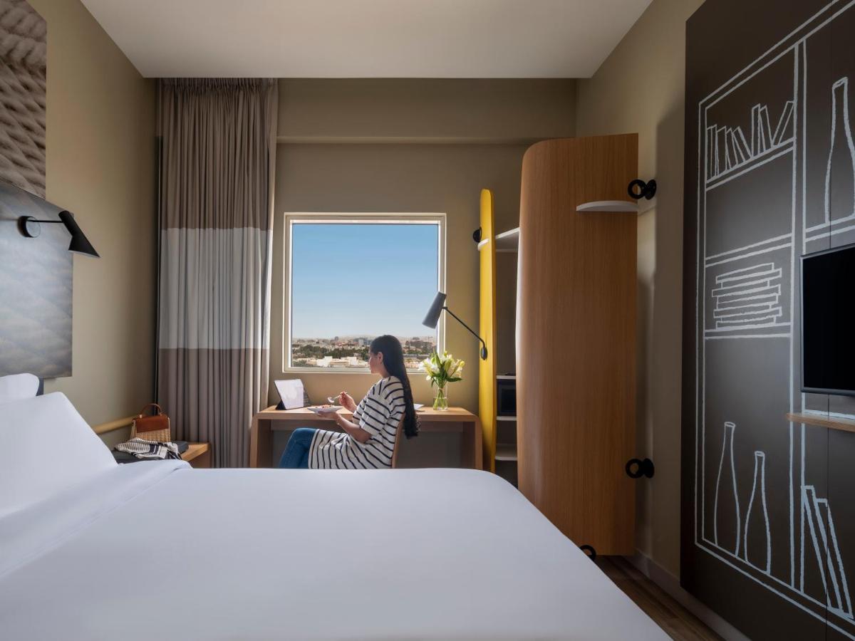 ไอบิส เจดดาห์ มาลิกโร้ด Hotel ภายนอก รูปภาพ